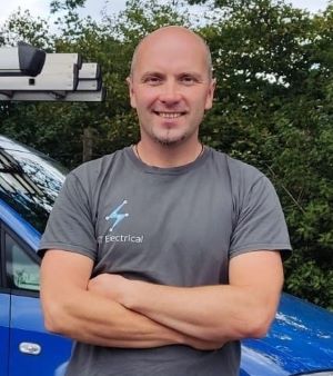 Igor, Electrician at IGT Electrical Ltd, Wokingham