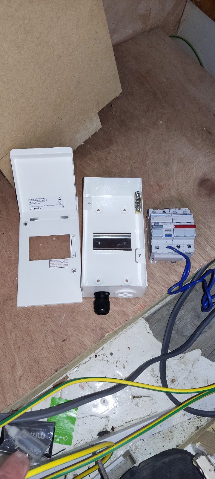 EV Charger Installation in Wokingham - IGT Electrical