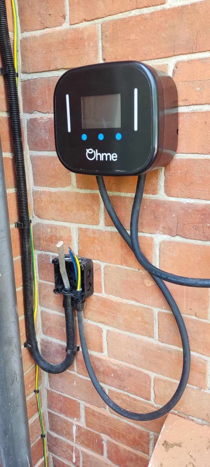 EV Charger Installation in Wokingham - IGT Electrical