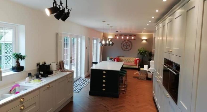 Spotlights - IGT Electrical Ltd Wokingham