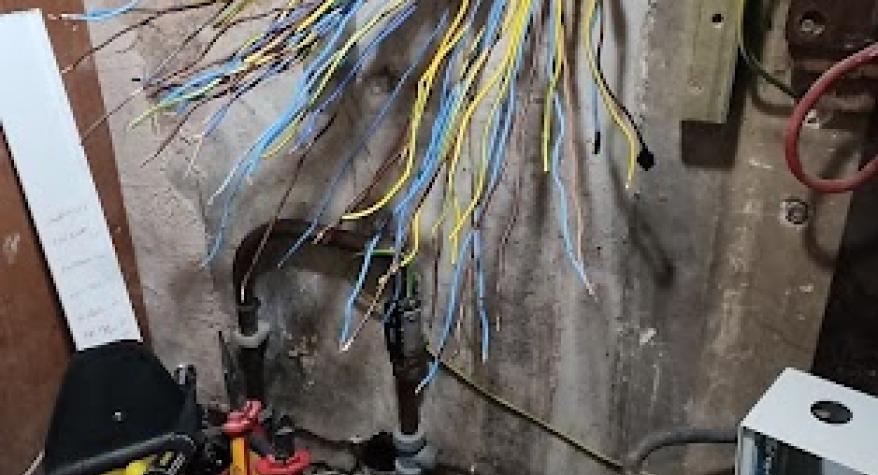 Rewiring IGT Electrical, Wokingham